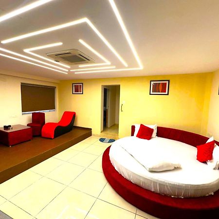 Aundh Elite Stay Pune Exterior foto