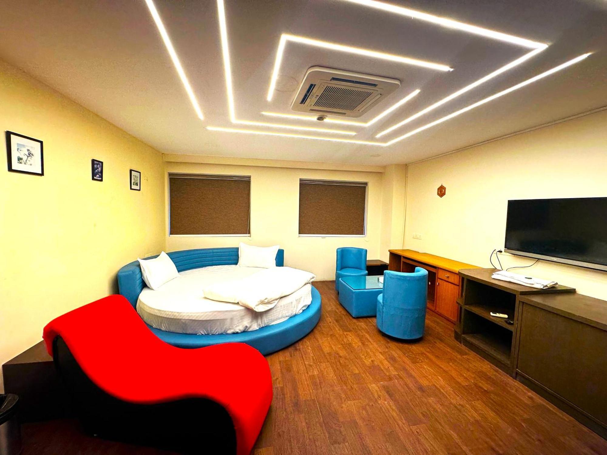 Aundh Elite Stay Pune Exterior foto
